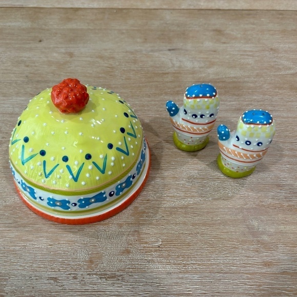 Anthropologie Warm & Toasty Butter Dish Salt Pepper Shakers 3 Piece Set - Picture 4 of 12